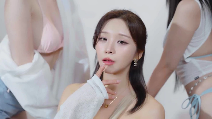 PC-嘘, 美女拍摄中 中文版